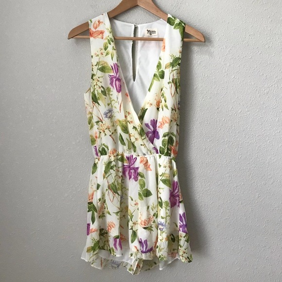 Show Me Your Mumu RiRi Floral Shorts Romper - Picture 2 of 7